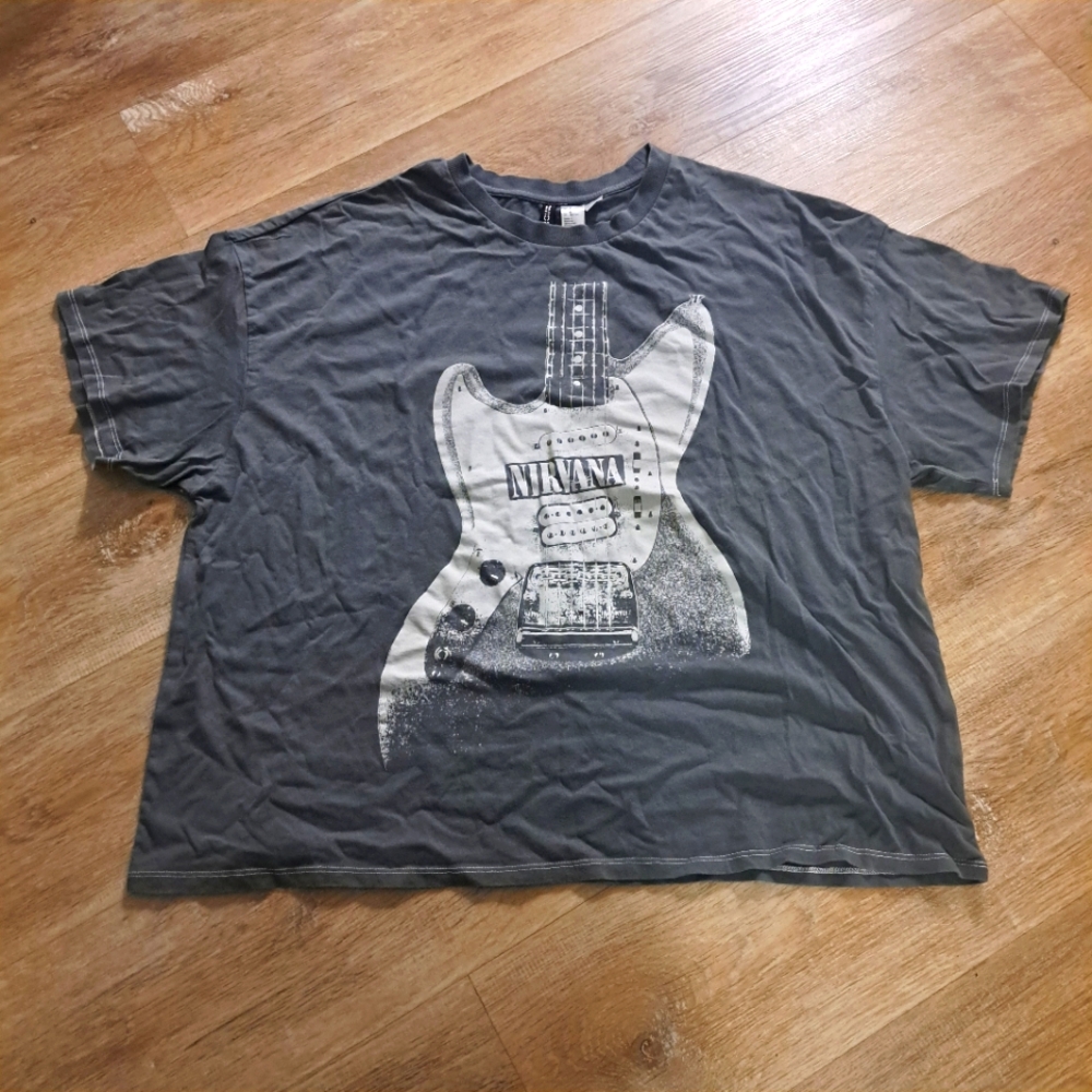 H&M Divided Nirvana Gray Graphic T-Shirt with Guitar Design Size XL NWOT